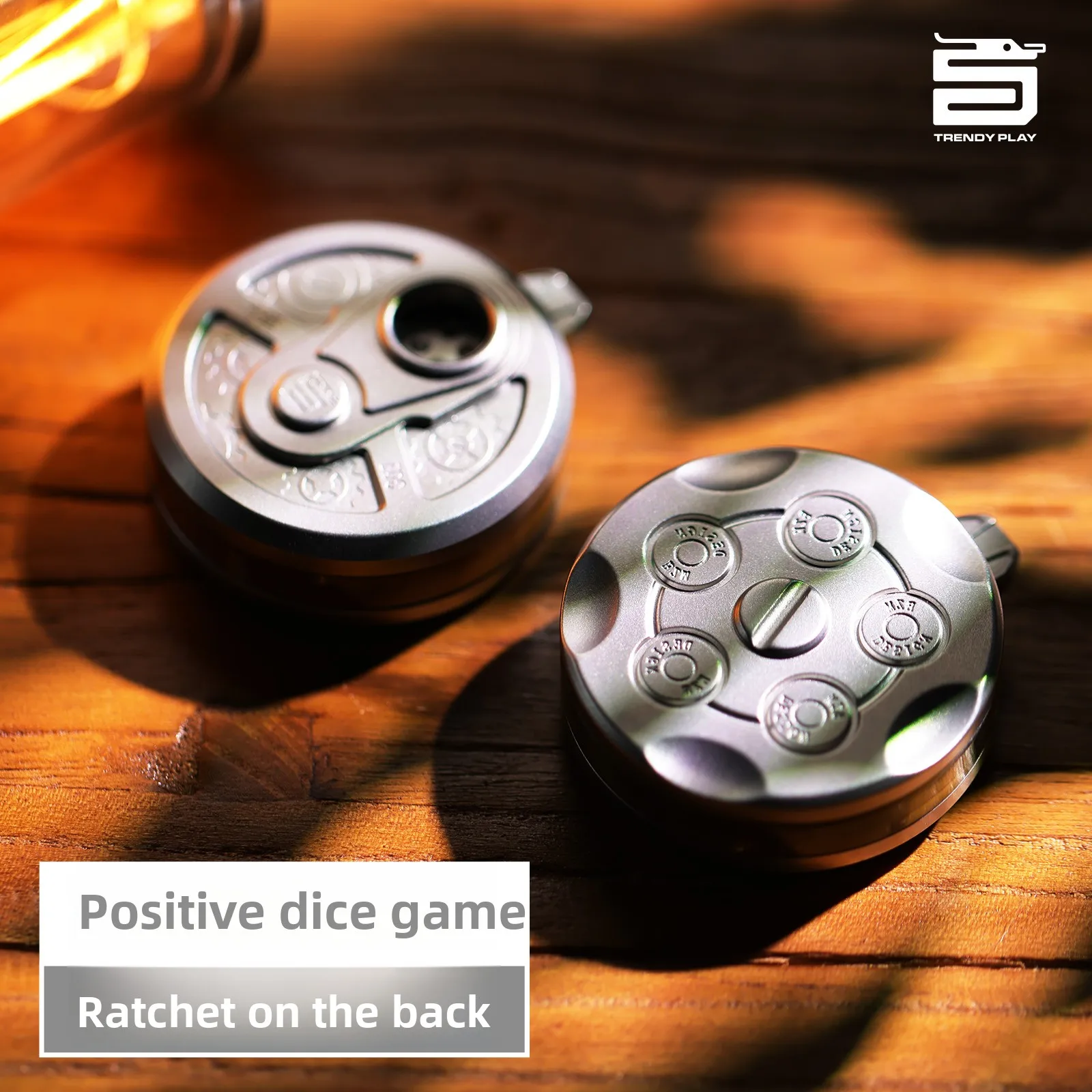 Revolver dice ratchet ding coin hand plate decompression toy tide play EDC decompression artifact finger push card gift