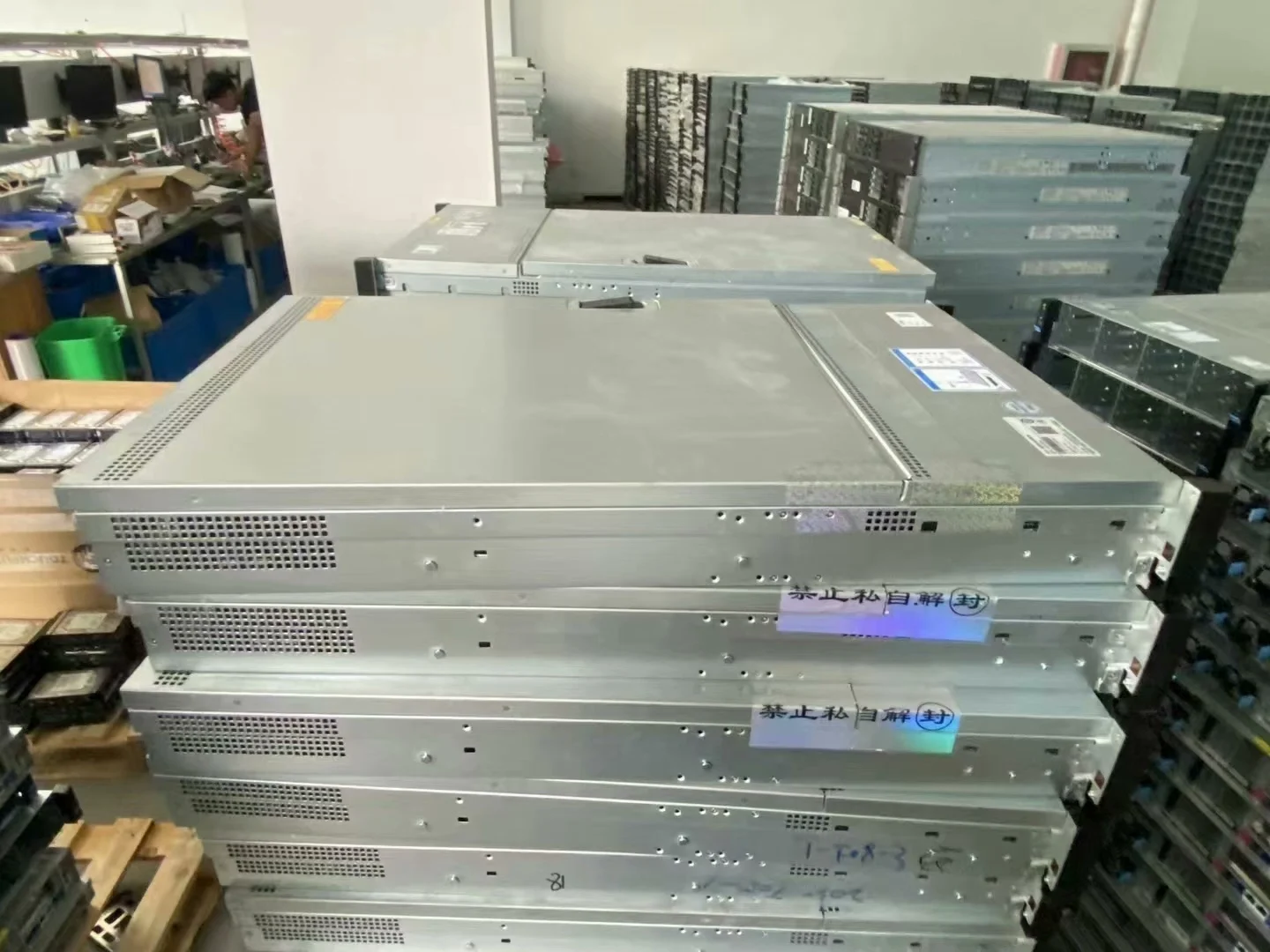 

Original, hundreds of units arrived, Inspur 5212M4 3.5” 12 disks, integrated 3008 array