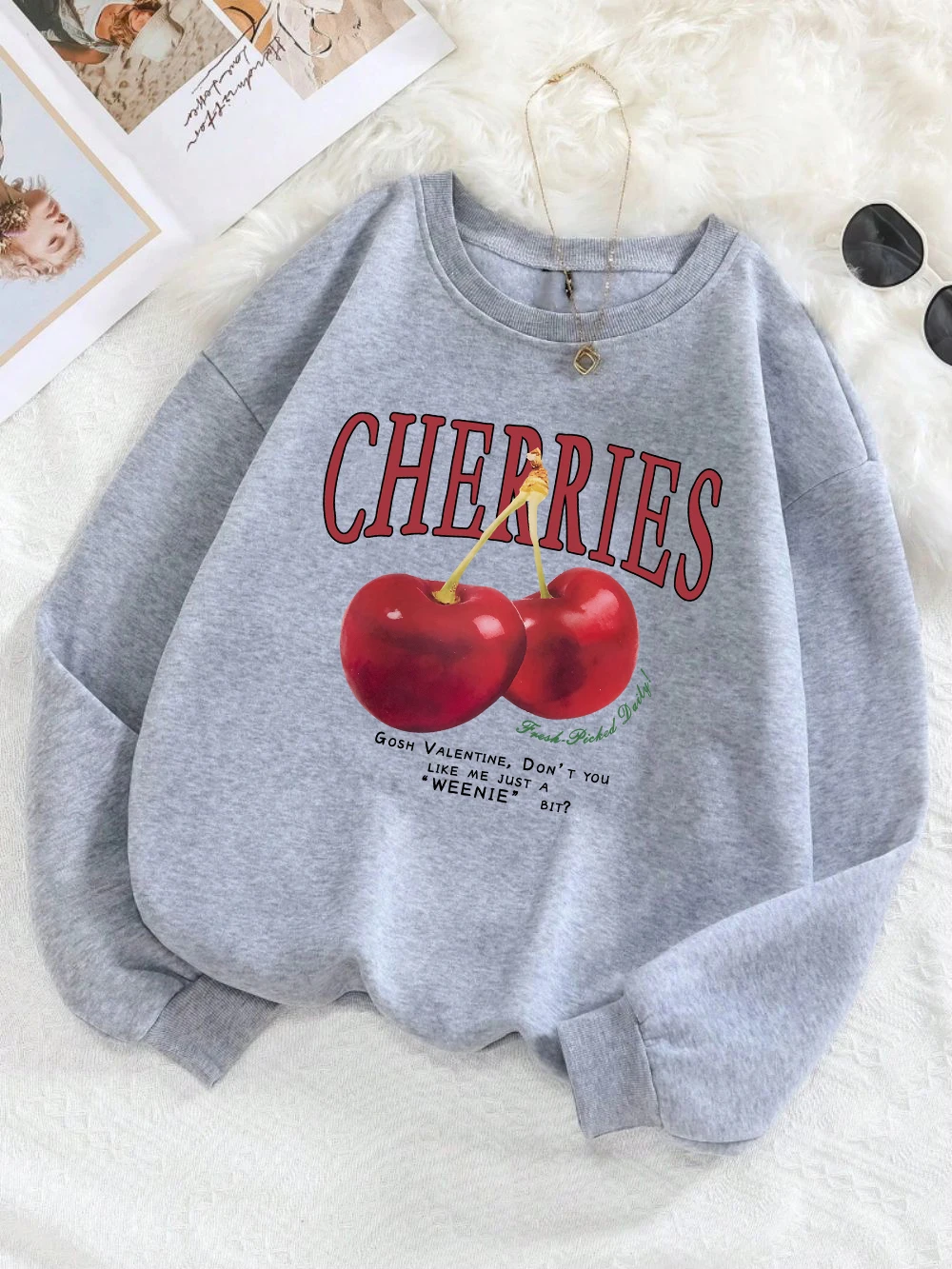 Fashion Women's Sweatshirts Bright Red Cherry Print Pullover Crew Neck Soft Breathable Hoodie Autumn Women Streetwear Graphic