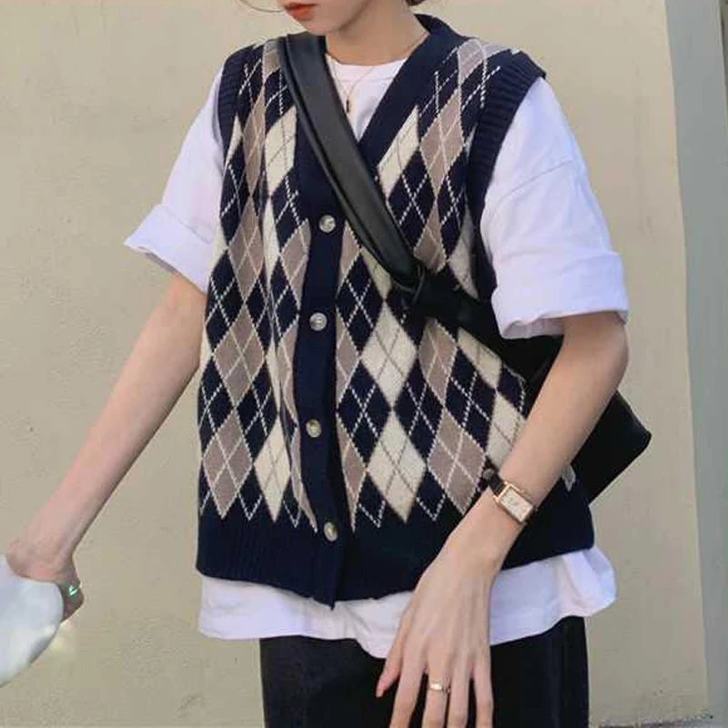 Women\'s Vintage Classic Argyle Harajuku Y2K Sleeveless Outewear Knitted Sweater Vest Casual Preppy Style V Neck Loose Waistcoat