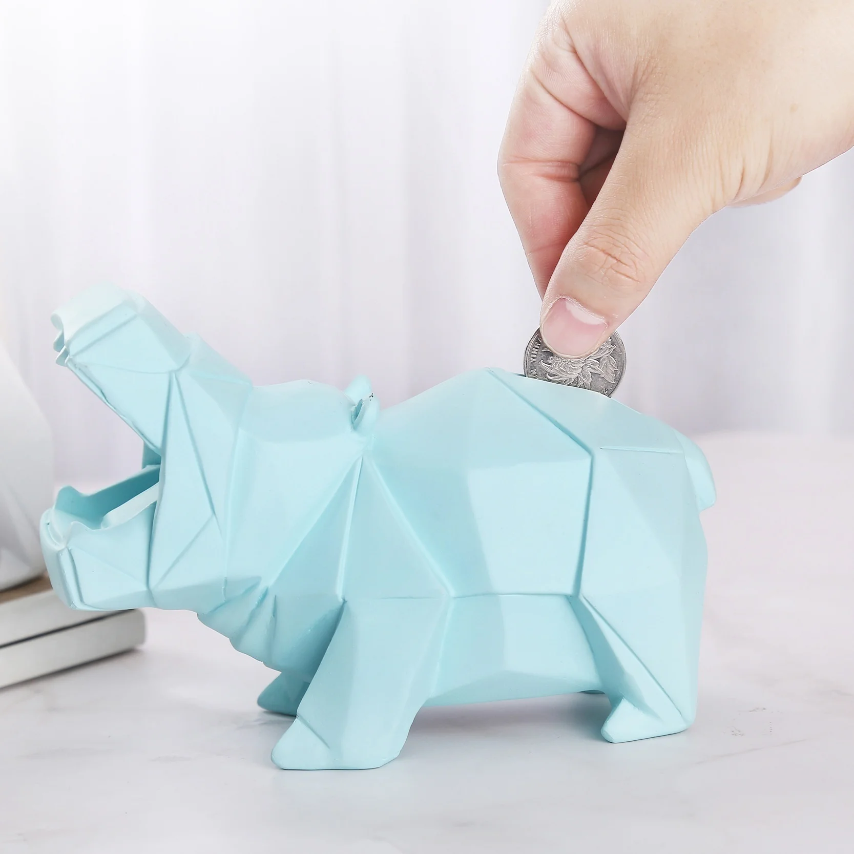 

Resin crafts Nordic ornaments creative Hippo money storage children's animal money storage can decoration ornaments