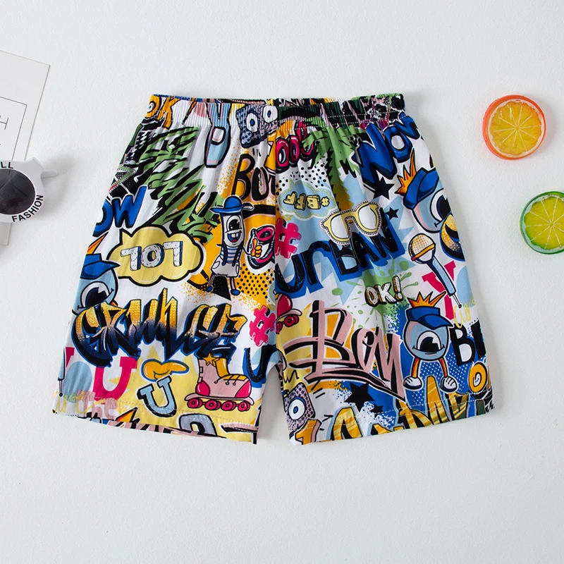 Summer children\'s color printing thin beach shorts boys and girls casual and comfortable pants elastic waist cute shorts.