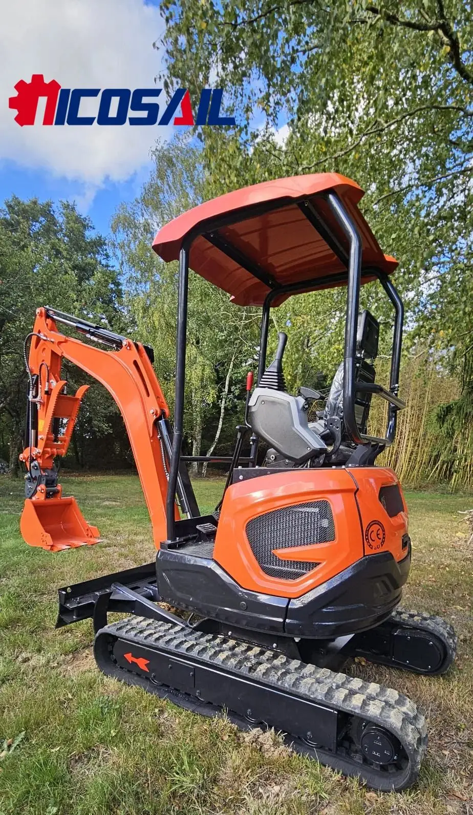 

Mini EPA engine 1.8-ton tracked small excavator with hydraulic pump and motor, free delivery