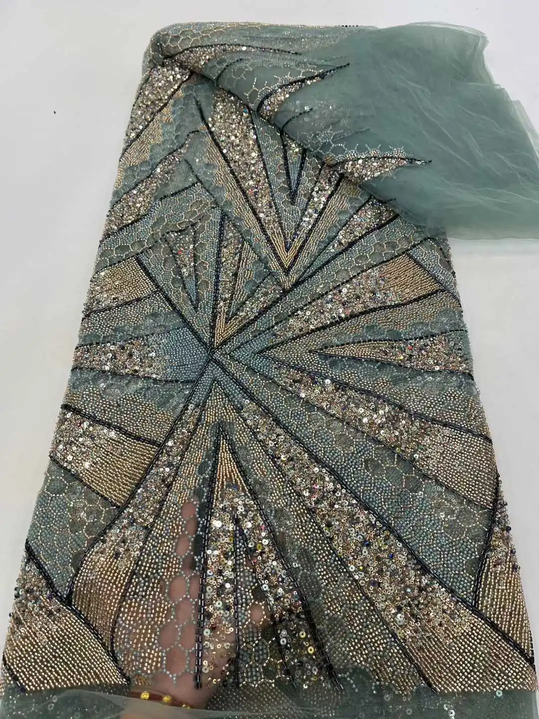 الترتر الأفريقي الخرز تول الدانتيل والتطريز 2025 النيجيري الفرنسية شبكة صافي أقمشة الدانتيل أحدث التطريز النسيج للنساء فستان