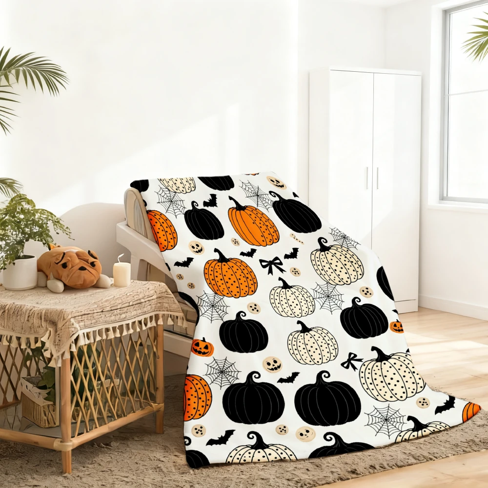 1pc Halloween Pumpkin Bat Spider Web Print Flannel Blanket Soft Comfortable Warm Bed Cover Autumn Winter Season Home Sofa Bedroom Decor Halloween Thanksgiving Christmas Festival Gift