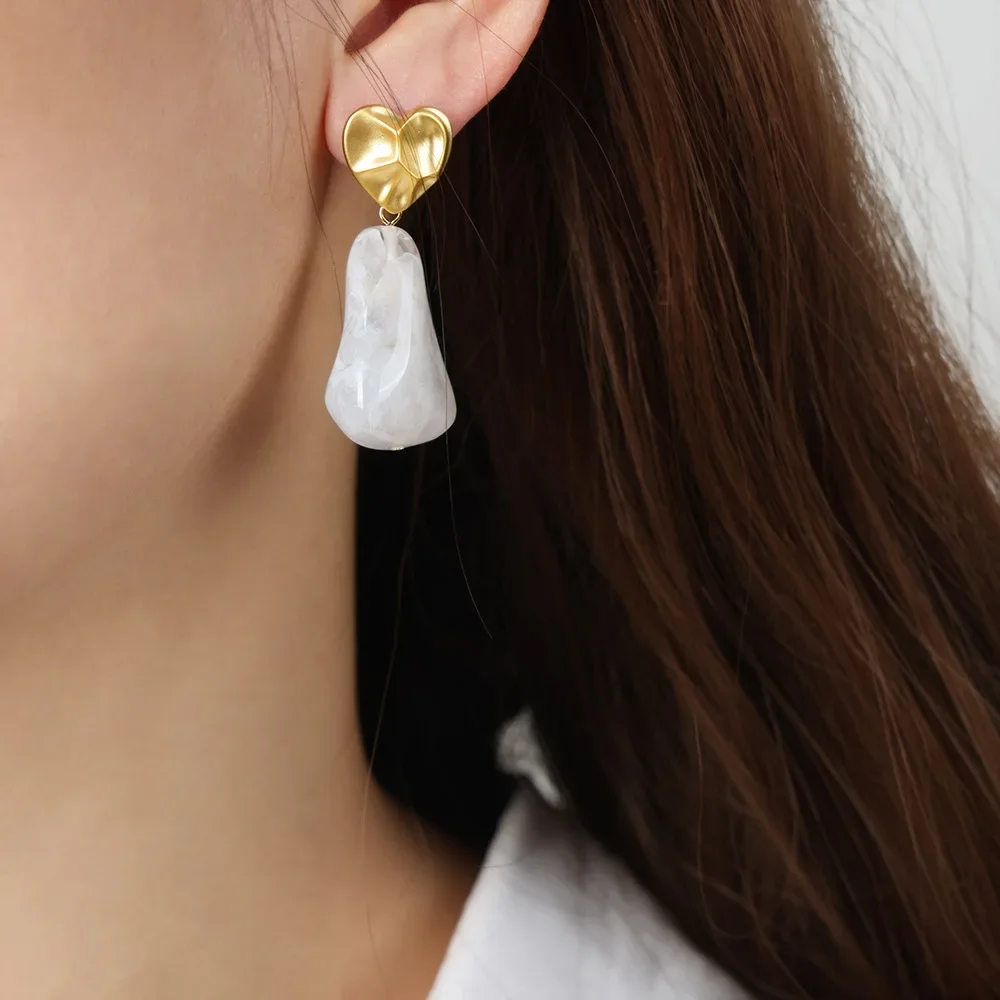 

New retro earring resin pendant with geometric shape exquisite fashion jewelry