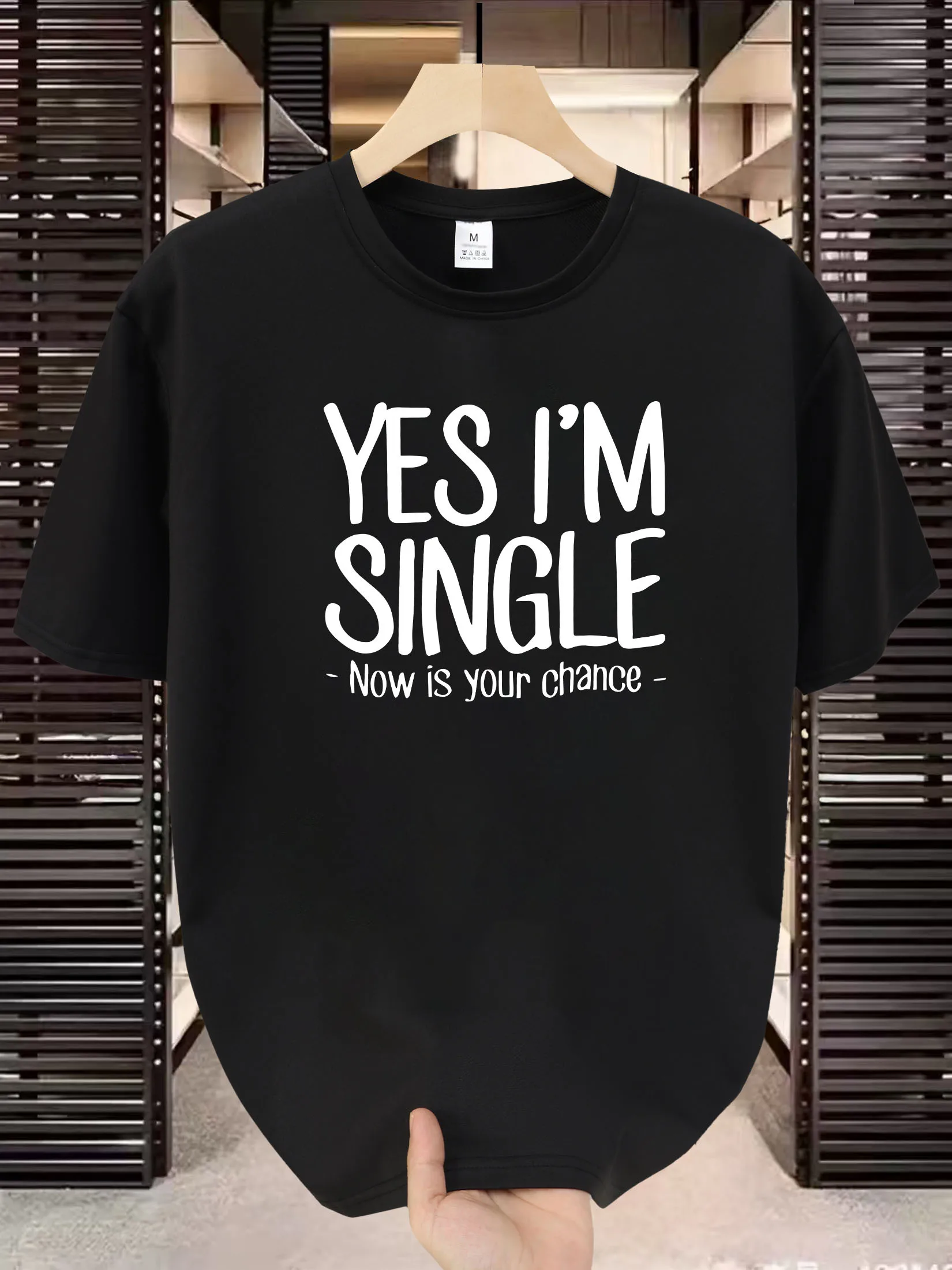 

Men's casual round-neck short-sleeved T-shirt