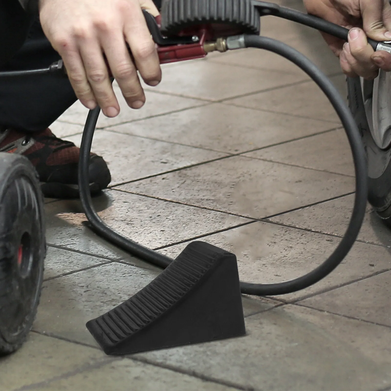 

Portable Rubber Wheel Chock for Cars Rv Trailers and Bicycles Anti-Slip Tire Stopper Vehicle Stability Parking Safety Rubber