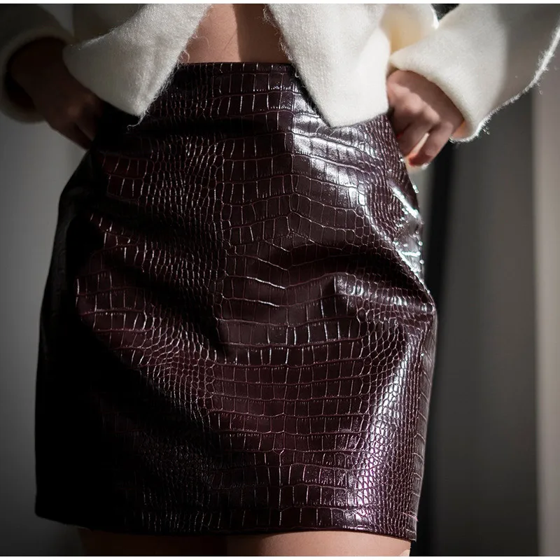 Crocodile Embossed Faux Leather Midi Skirt Front Slit High Waist Bodycon Pencil Skirt Women 2026 Autumn Vintage Fashion Outfit