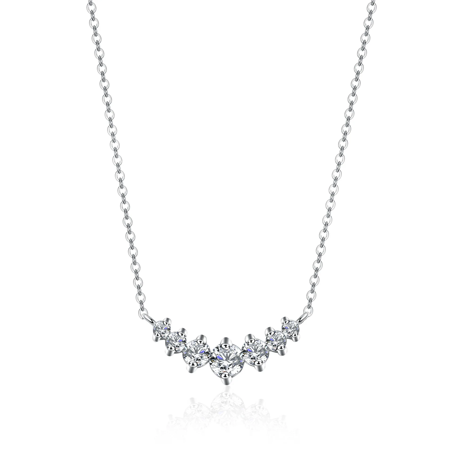 

18K Gold Pendant, Moissanite Necklace for Women, V-shaped Necklace Pendant, Fashionable Platinum PT950 Diamond Collarbone Chain