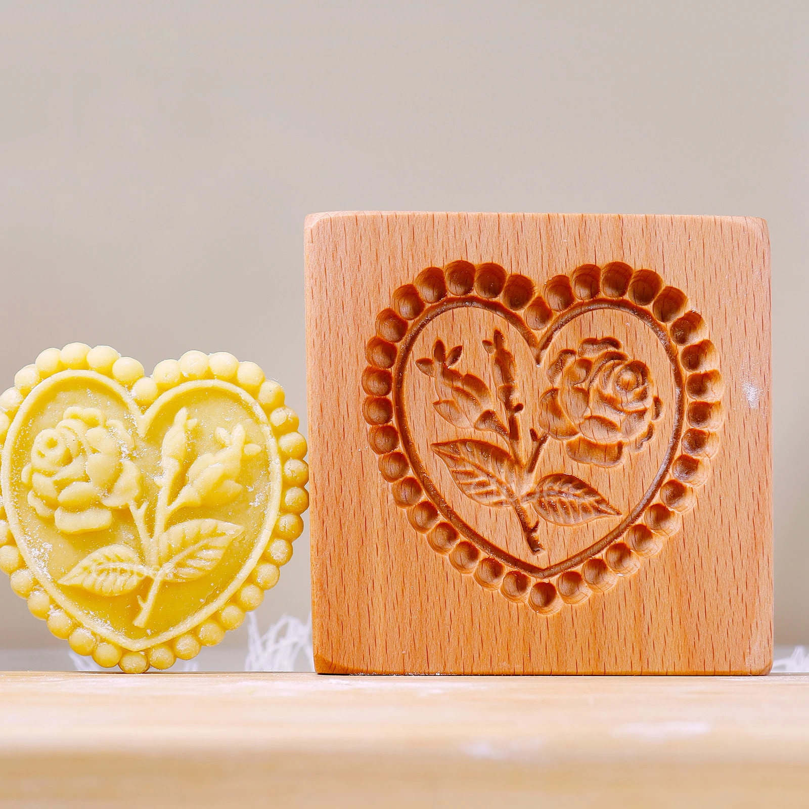 1PC Wood Cookie Molds with Heart & Flower Patterns, 3D DIY Carved Embossed Cookie Cutter Moulds for Baking, Fondant Cake Biscuit