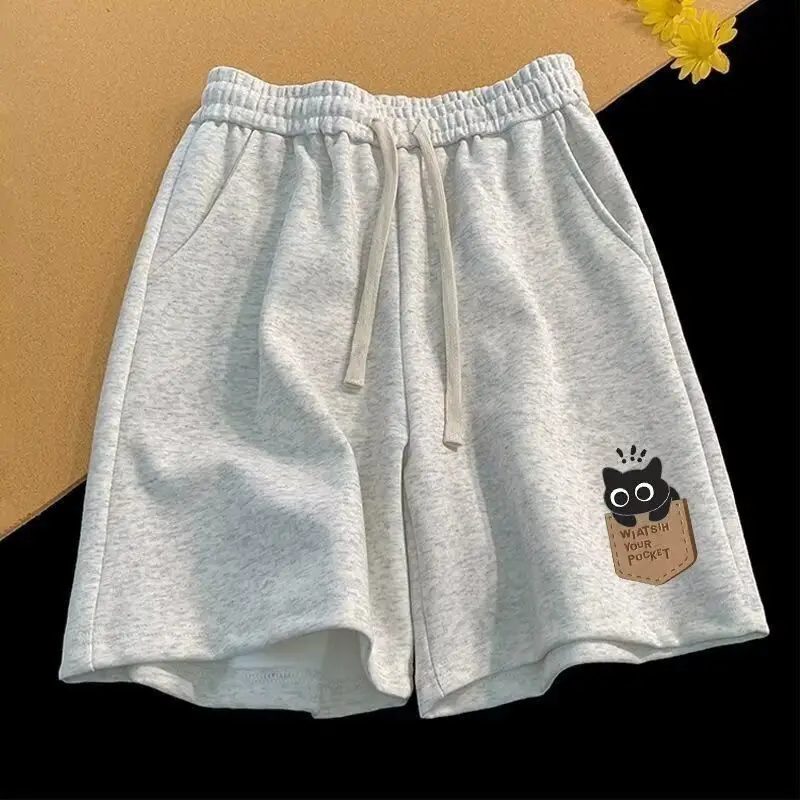 

Новинка лета 2025 года, шорты с мультяшным принтом котенка, мужские свободные повседневные трендовые спортивные прямые брюки с пятью точками для пар