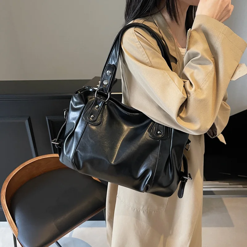 

Fashion Classic Versatile Commuter Shoulder Bag Large Capacity Retro Handbags Travel Tote Bags Zipper Opening Women Shopping Bag