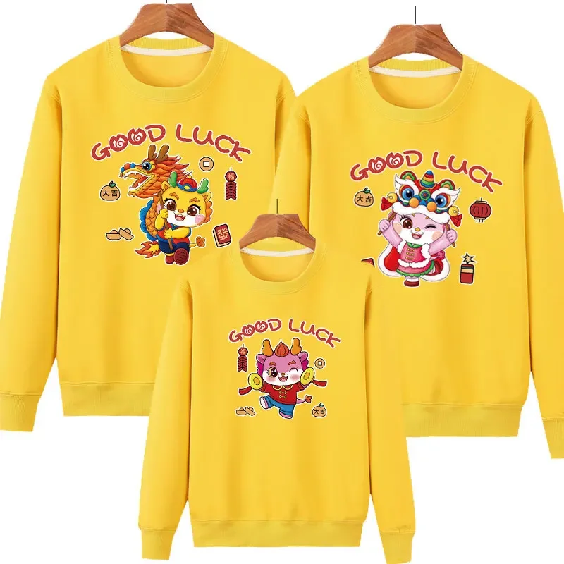 Winter Couple Clothes Family Look Casual Sweatshirt Cartoon Print Jersey Navidad Familia Shirts Baby Family Matching Outfits