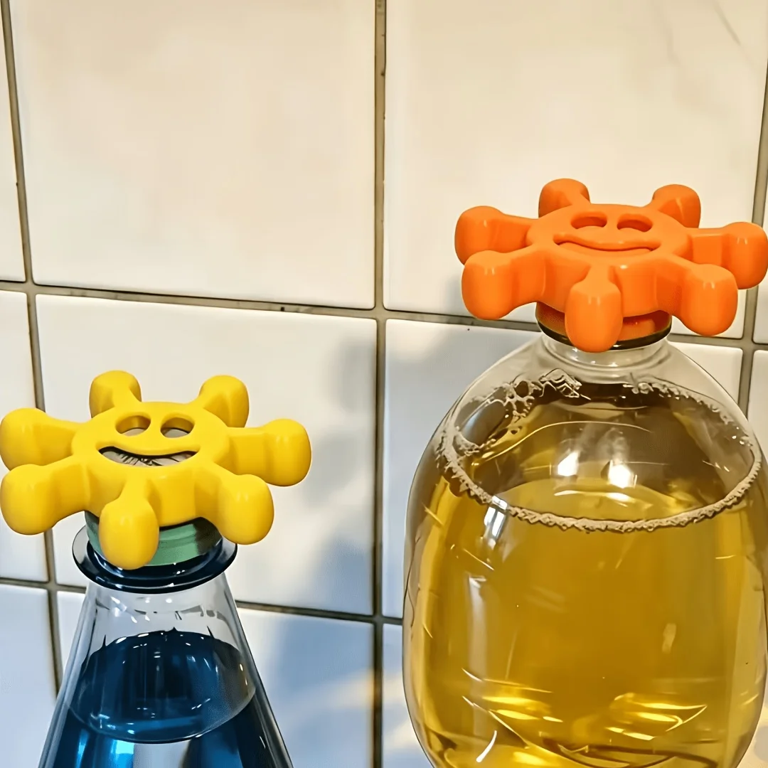 1Pc Smile Sunflower Bottle Opener – Non-slip, labor-saving, easy twist for soda & drinks. Practical home desk lid helper!