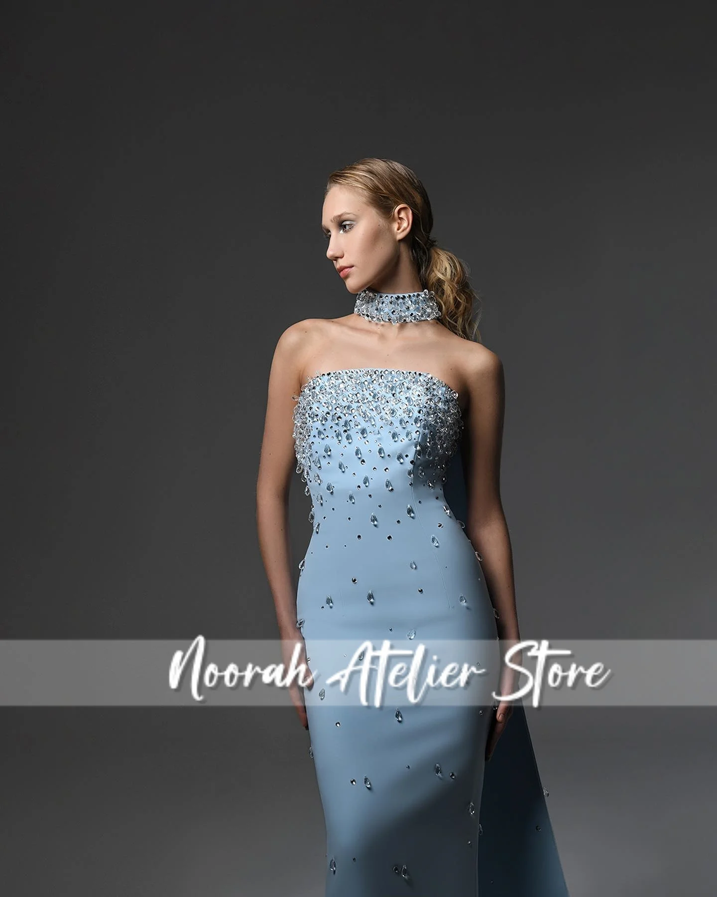 Elegant Blue Beaded Strapless หรูหราชุดราตรีสตรี 2025 ผู้หญิงดูไบรถไฟชุดชื่อเสียงชุดราตรีที่กําหนดเอง