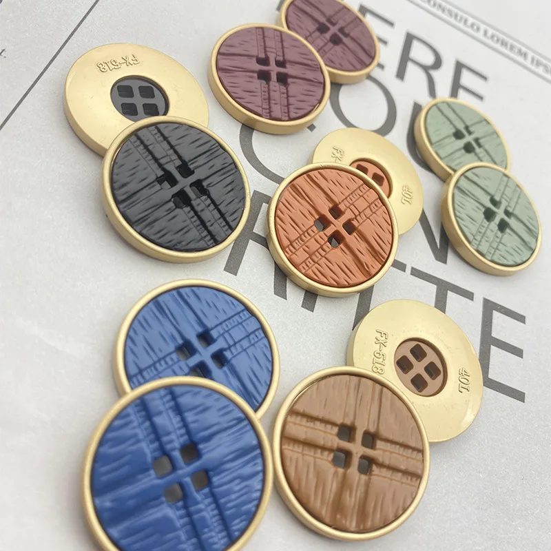 50pcs/bag Pattern Spray Paint Sheet Handmade DIY Metal Combination Button Coat Shirt Windcoat Clothing Accessories Button
