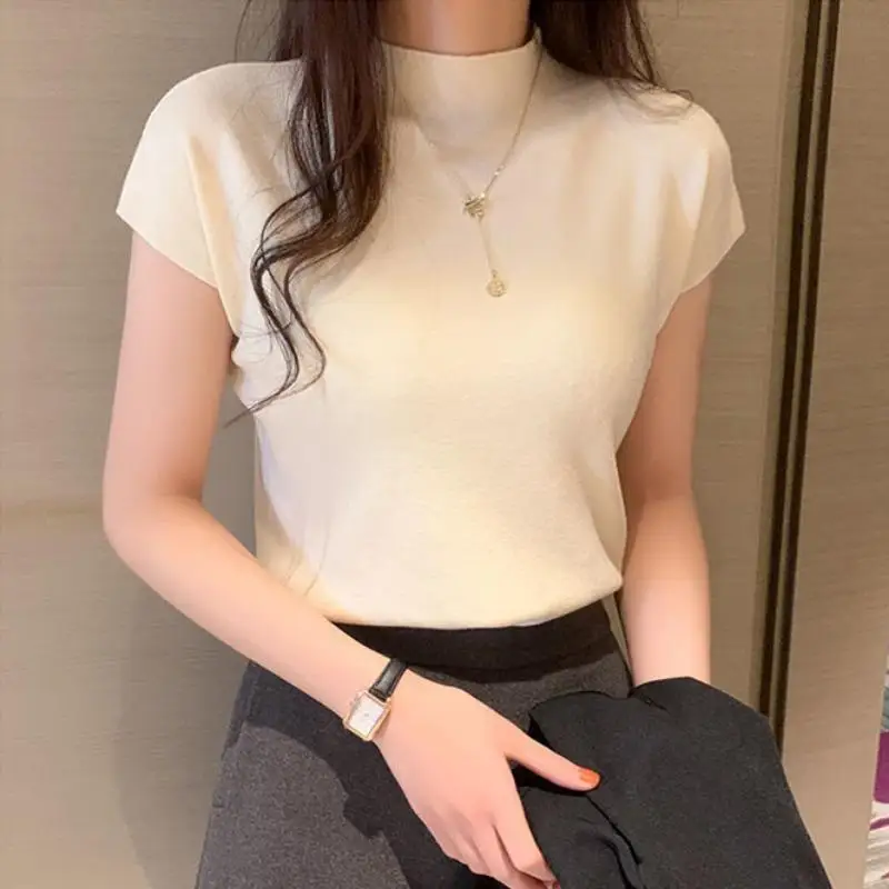 Letnie, dzianinowe, jednolite koszule damskie z krótkim rękawem, dopasowane, luźne bluzki, eleganckie, modne i proste.