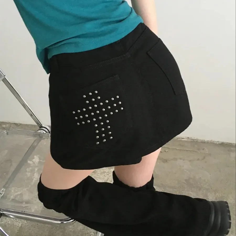 

Casual Straight Leg Cotton Denim Shorts Pocket Bead Embellishment Slimming Versatile Basic Color Summer Shorts for Women