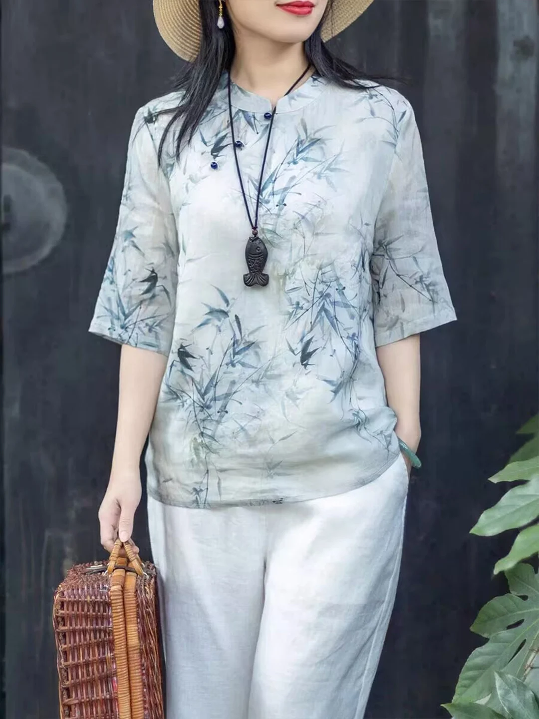 

New Chinese Style Short Printed Shirt Women's Summer 2026 Slimming Stand Collar Side Buttoned Breathable Comfortable Top