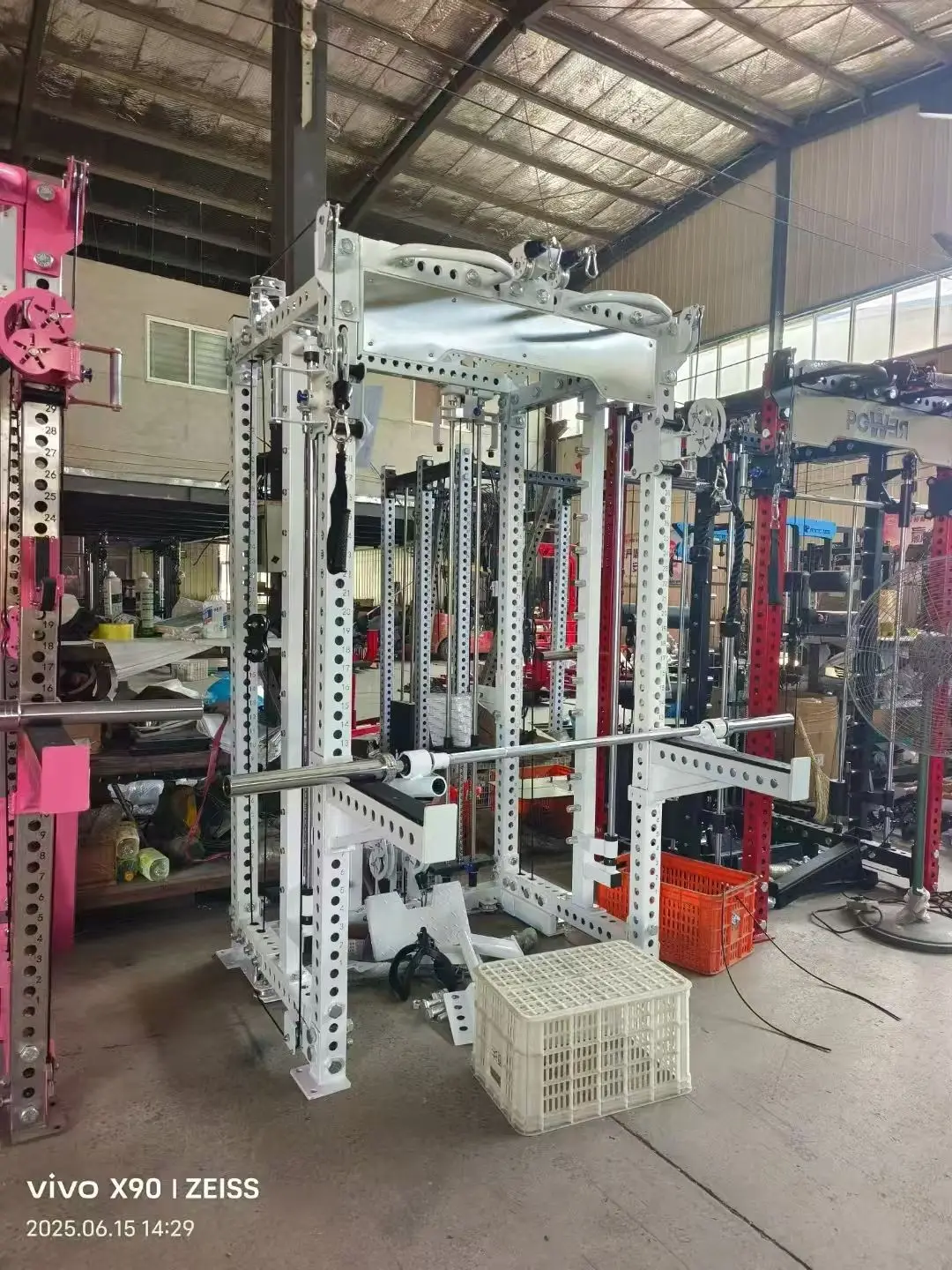 New Hot Power Rack Fully Integrated Functional Machine with Lat Pulldown, Low Row, Smith Cable Crosser, and Dual Weight Stacks