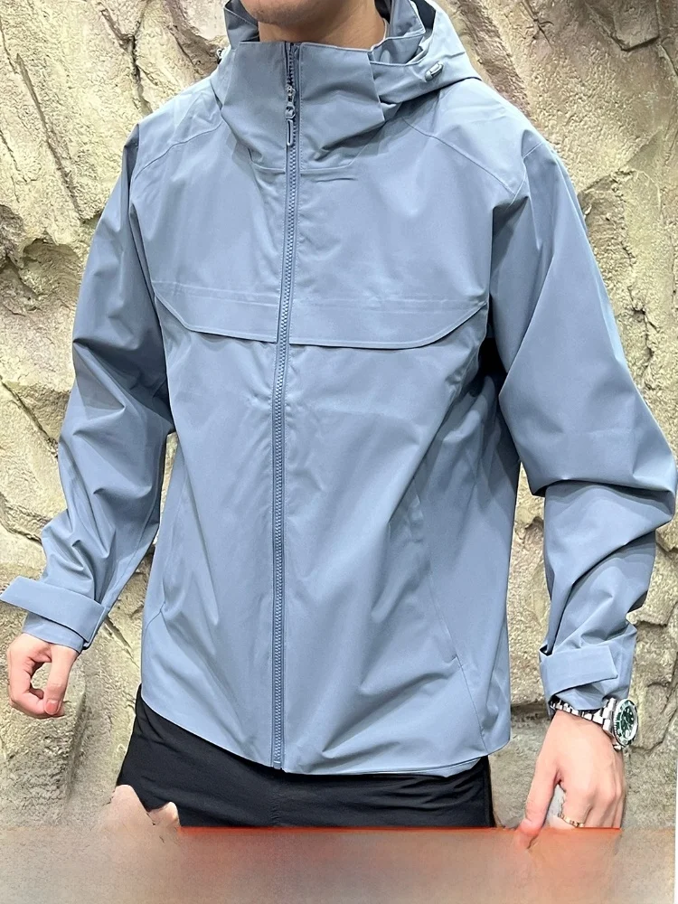 

Новинка осени 2025 года, мягкая уличная куртка, водонепроницаемая ветрозащитная 3D пошивная подставка, подходит для молодежи из полиэфирного волокна