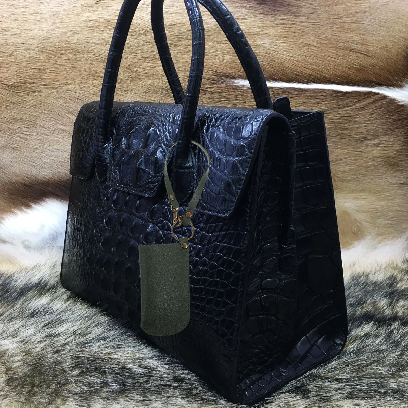 

Pu Sprayer Bottle Cover 60ml Waterproof Keychain Holder Portable Storage For Outdoor Bags Olive Green 1Pc