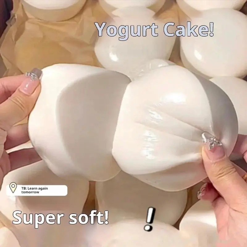 1Pcs Fluffy Soft Bread Slow Rebound Round Milky White Big Bun Sensory Toy Mochi PU Milky Sticky Finger Yogurt Cake Toys