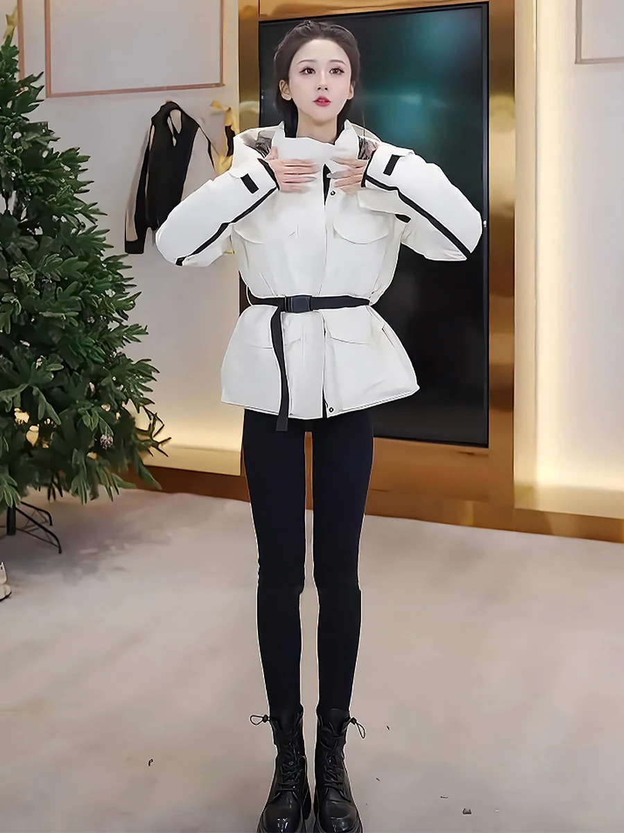 

Женская зимняя парка-пуховик Polar Extreme Warmth: утепленная, с капюшоном, стандартной длины, модная