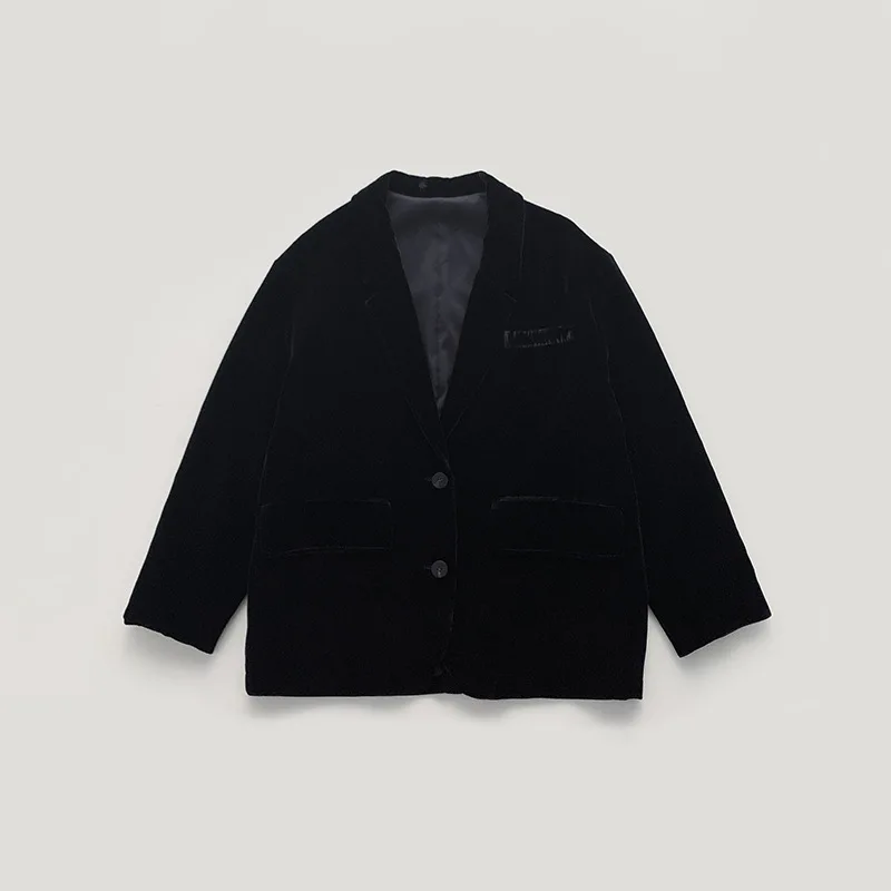 

Handsome Lapel Velvet Loose Suit for Women with Glossy Double Pockets and Neat Design, Simple Casual Suit Jacket for Autumn