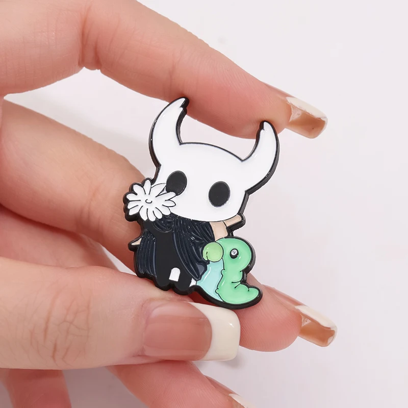 Anime Game Brooch Hollow Knight Character Enamel Pins Cartoon Anime Badge Decorative Brooch Shirt Lapel Pin Jewelry Accessory