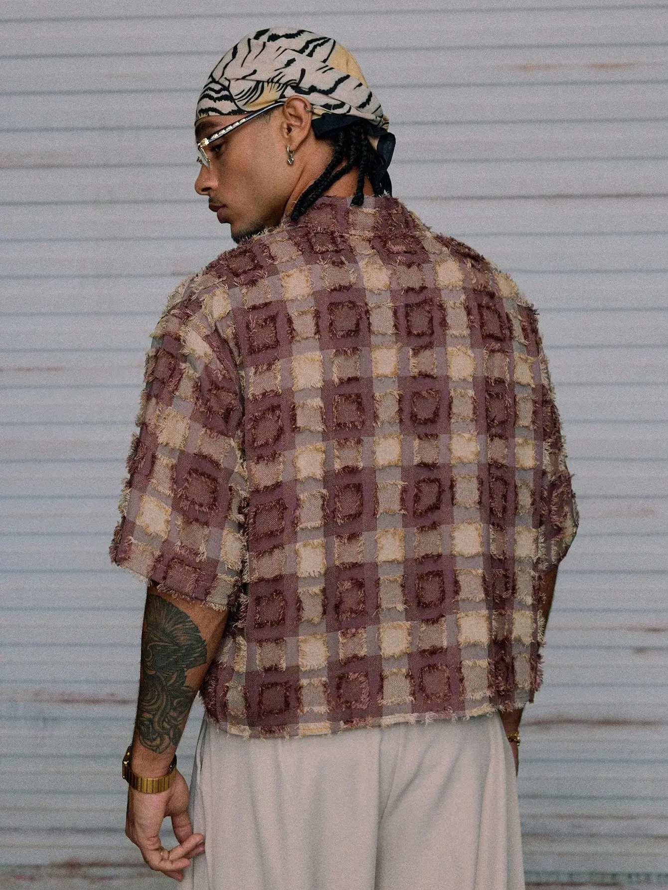 

Men's Plaid Woven Short Sleeve Cropped Casual Shirt For Summer