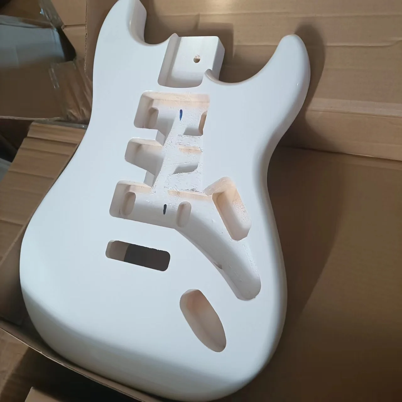 Custom Electric Guitar Barel Replacement Part, Glossy White Color, HSH Pickup, DIY, High Quality, 5.5cm Heel