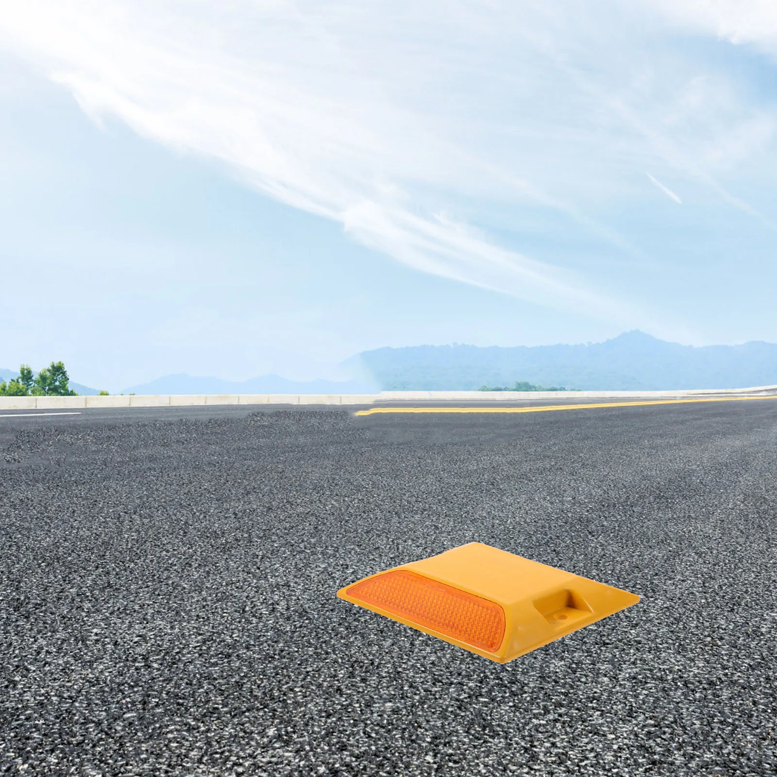 

2pcs Plastic Road Studs Yellow White Reflective Pavement Markers Driveway Reflectors Triangle Safety Spikes Night Visibility