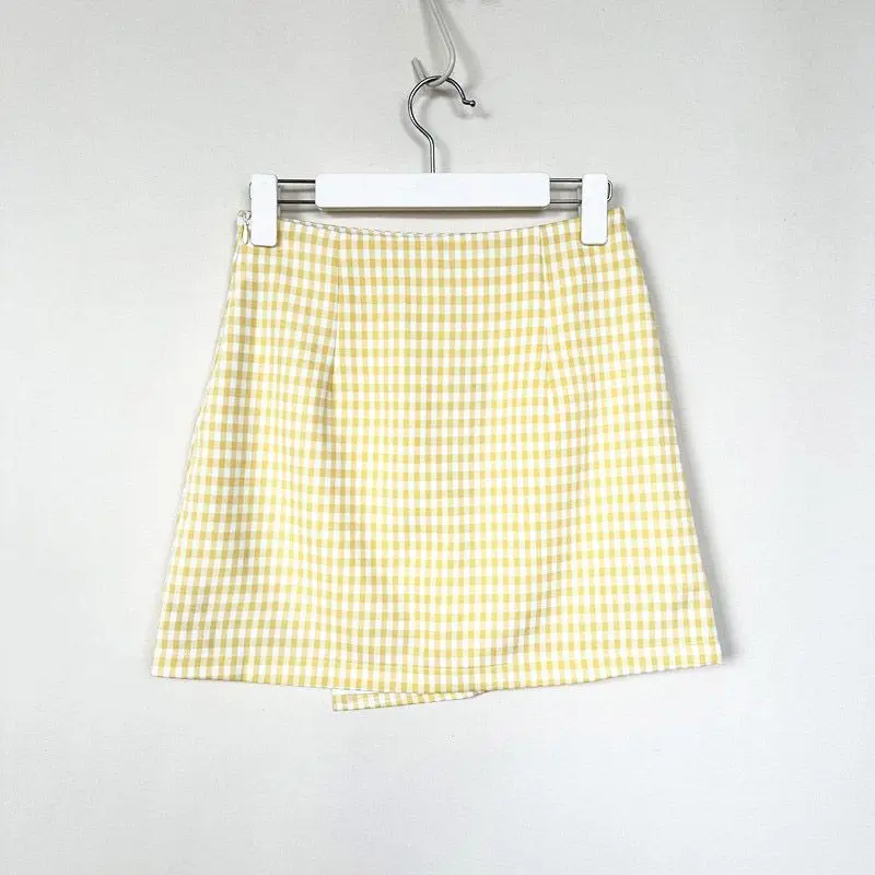 2024 Summer Women's Simple Check Versatile High Waist Fresh Academy Style A-line Skirt Asymmetric Short Skirt