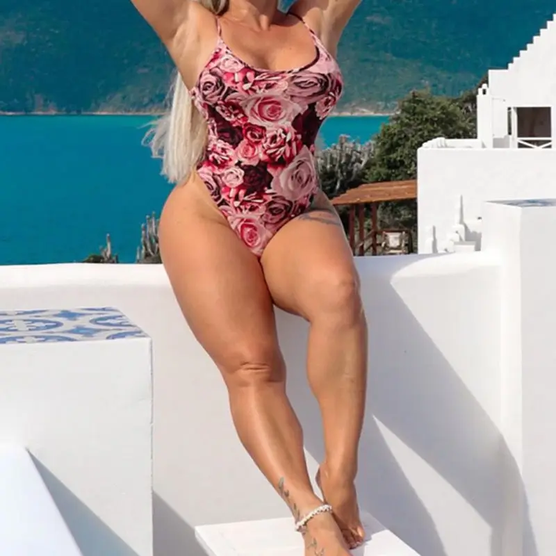 بدلة سباحة نسائية قطعة واحدة بطبعة وردية - أشرطة رفيعة بقصة ضيقة، بدلة استحمام رومانسية مثيرة على شكل زهور لملابس سباحة صيفية على الشاطئ