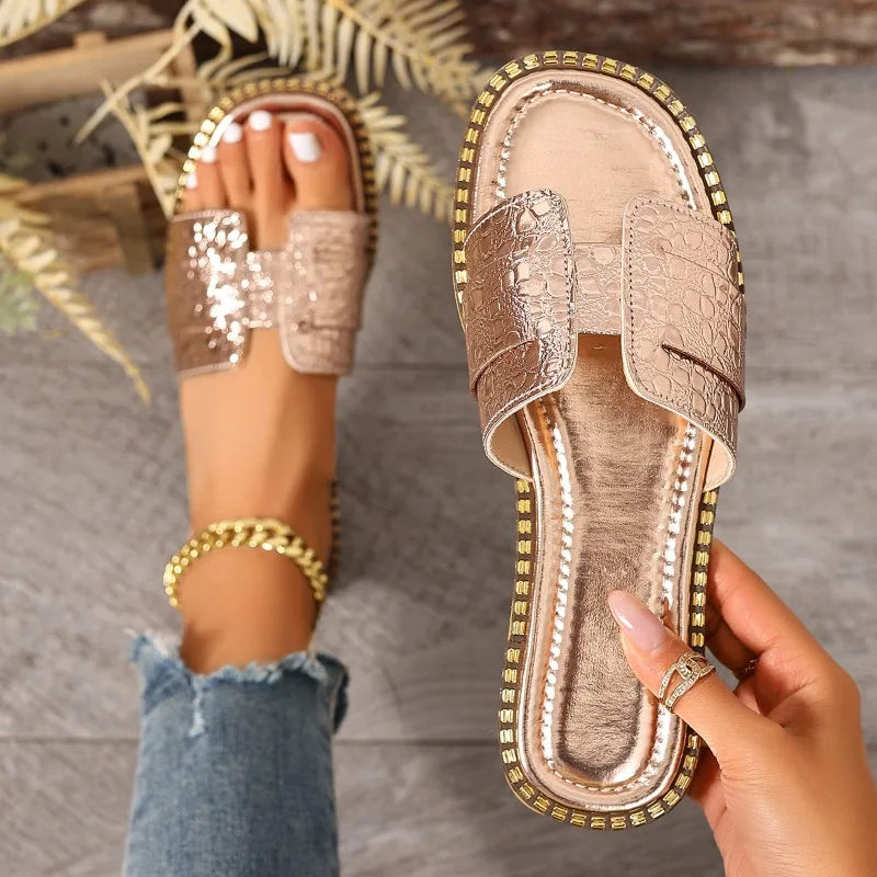 Summer Flat Bottom Slippers 2026 New Fashion Square Toe One Strap Sandals Trendy Casual Comfortable Non Slip Female Shoes