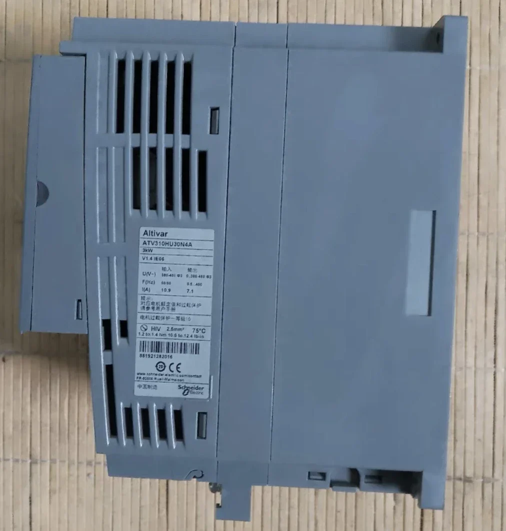 Used inverter 3KW three-phase input ATV310HU30N4A test function normal