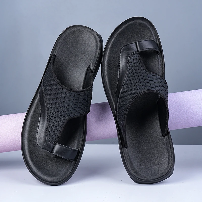 

Men's Summer Outdoor Slip-On Comfortable Anti-Slip Fashionable Beach Sandals with T-Strap