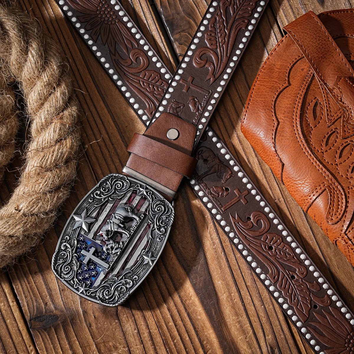 Ein Gürtel im Western-Stil aus PU-Material für Damen und Herren, ein lässiger, retro und klassischer personalisierter Gürtel. – Detail 5