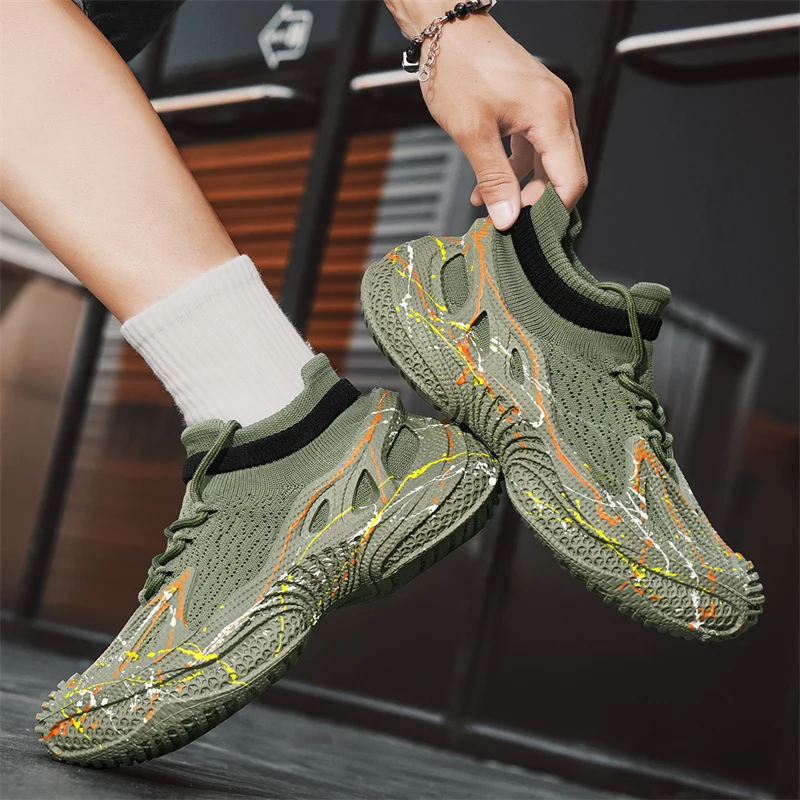 

Summer Green Knit Sport Shoes Men Mesh Breathable Sock Sneakers for Men Fashion Comfort Running Shoes Men Outdoor tenis hombres