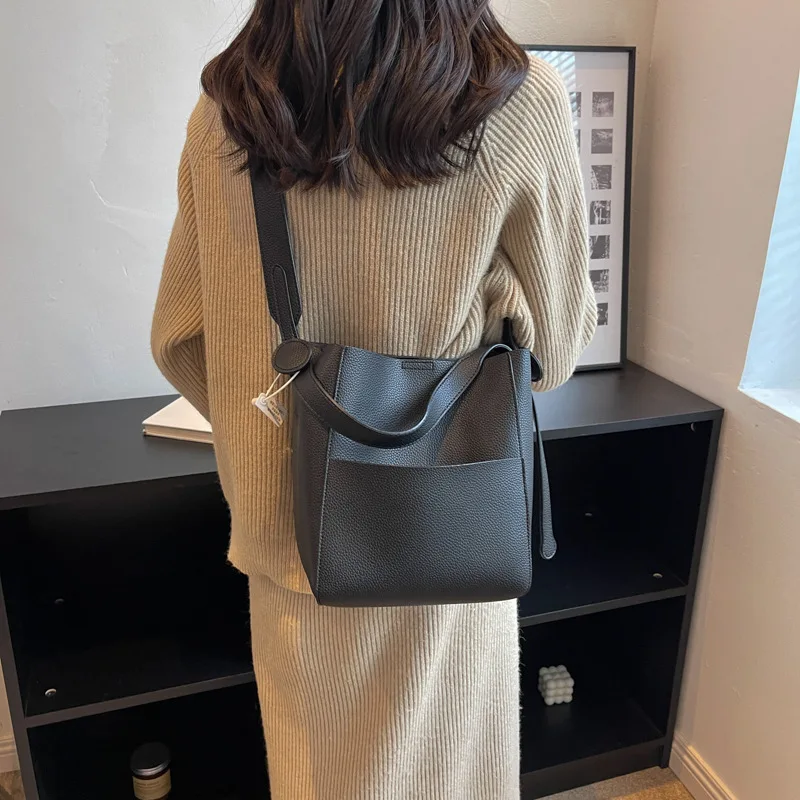 High quality basic All-in-one simple wide shoulder bucket bag crossbody bag Women\'s handbag