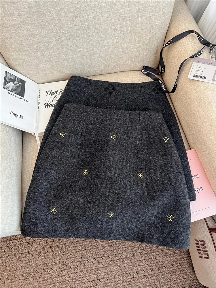 

Ele ey Woolen A-Line Skirt with Embroidered Flowers High Waist Casual Versatile Women's Winter ort Skirt