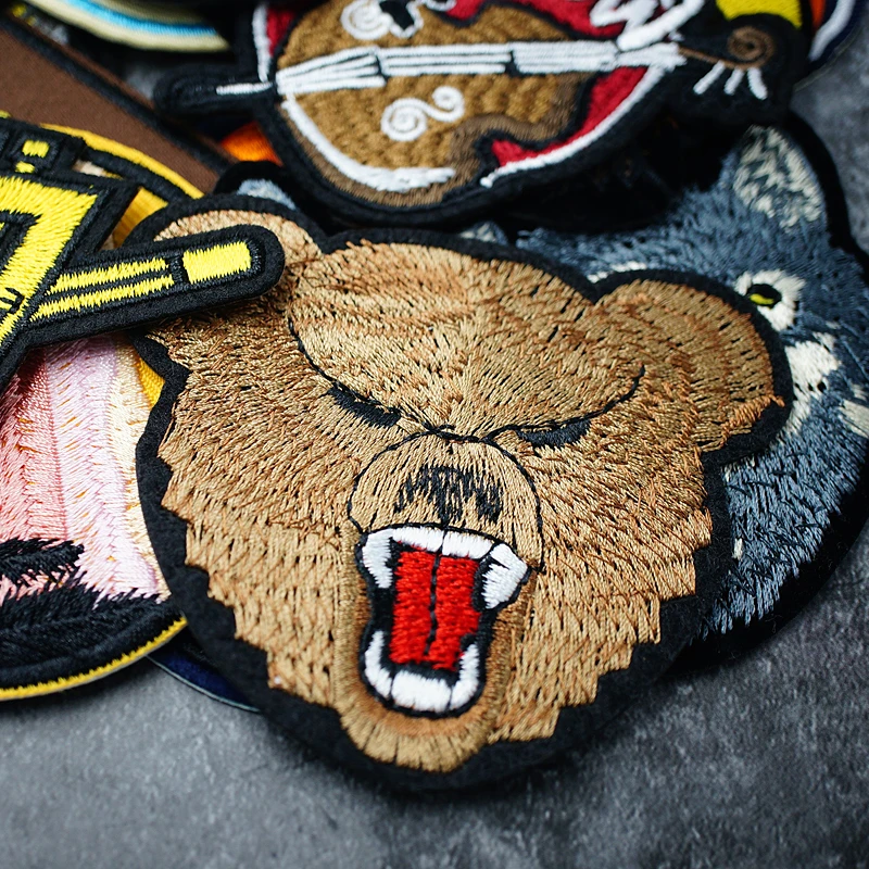 Bear Tiger Wolf Bird Patches Embroidery For T-Shirt Iron On Appliques Clothes Jeans Stickers Badges Musical Instrument Guitar