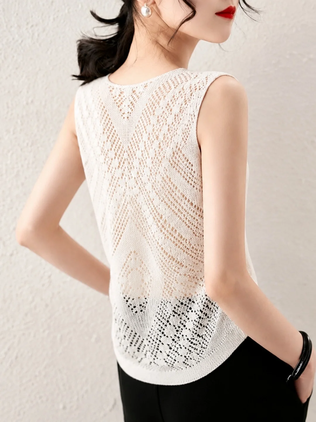

Korean Style Hollow out Knitted Vest Summer Commute Versatile Comfortable Sleeveless Top Women's Fashion Loose Fit round Neck