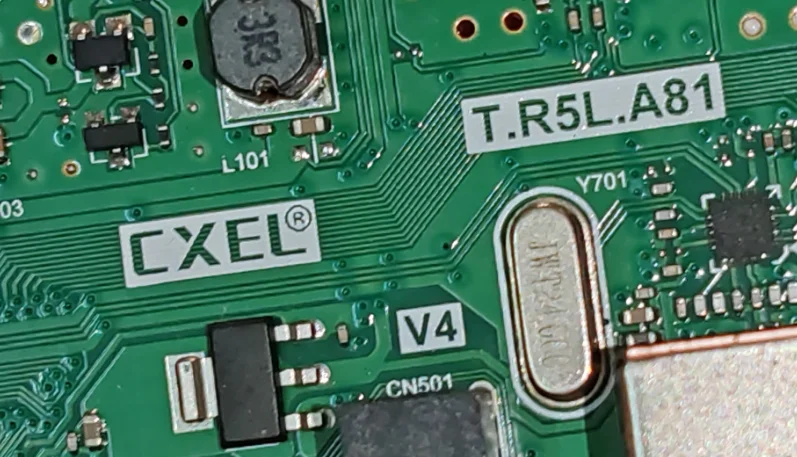 T.R5L.A81 AV + VGA + HDMI + RF + HDMI + USB اللوحة الأم للتلفزيون الصور المادية، تم اختبارها جيدًا