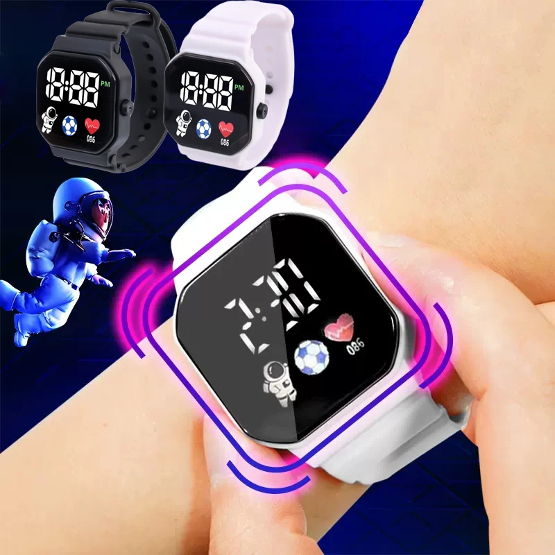 Kids Astronaut Watch LED Silicone Wristband Digital Watch for Children Boy Girl Heart Rate Decoration Electronic Clock Watch