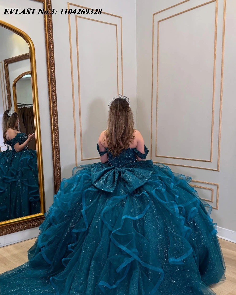 EVLASTカスタムメイド2025グリーンキンセアニェーラドレス、ボールガウン、レースアップリケ、ビーズ刺繍、フリル、ボウ、スイート16、ベスティドス・デ・15アノス E3Q759