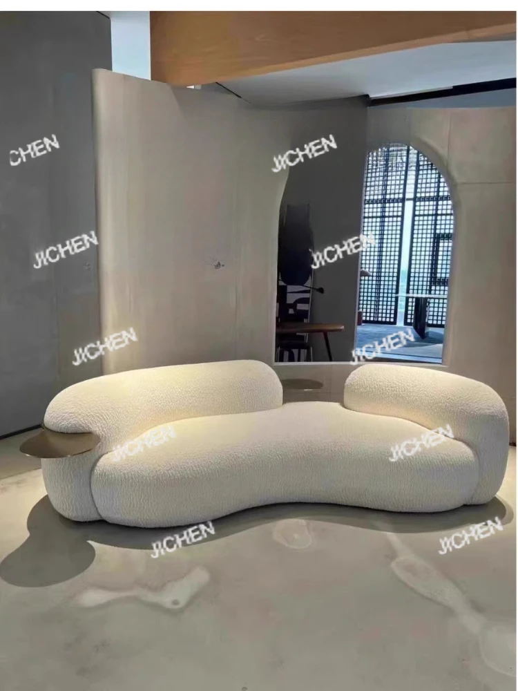 

JC Italian Minimalist Curved Sofa, Living Room Home Clothing Store Light Luxury Cream Small Apartment Sofa