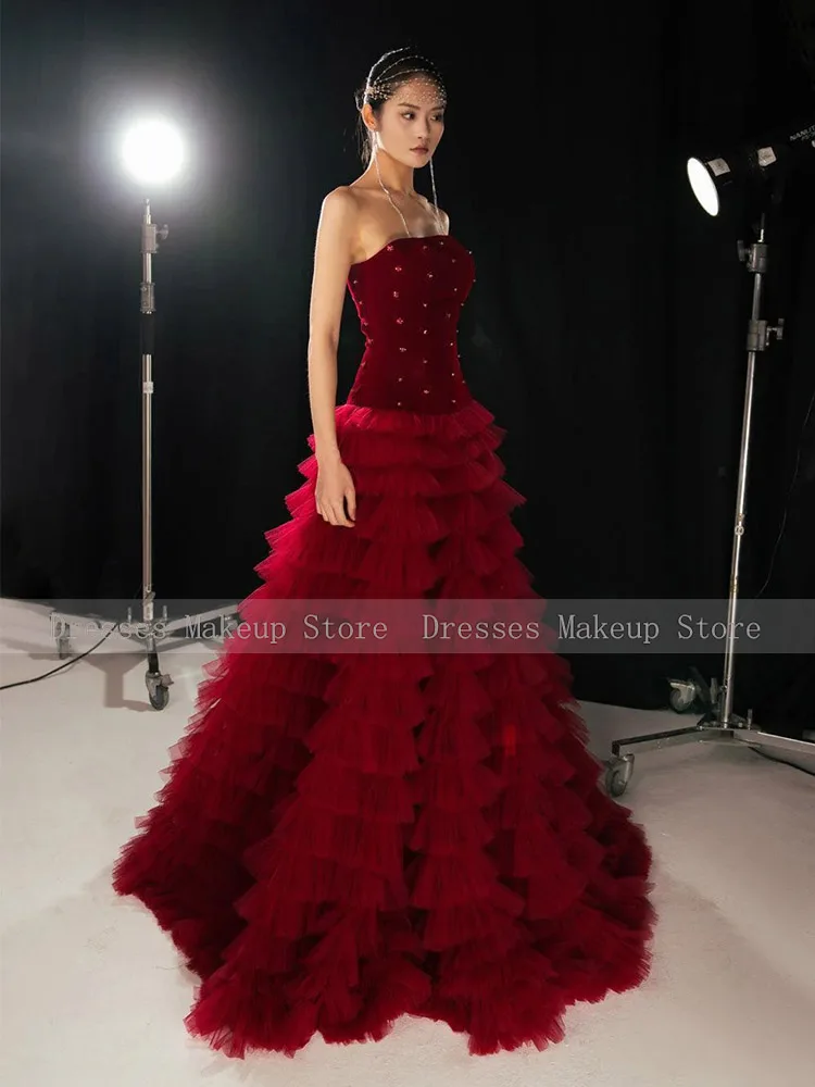 Vestidos de baile luxuosos em camadas babados cristal sem alças sem mangas vestidos formais femininos longo até o chão uma linha vestido de noite